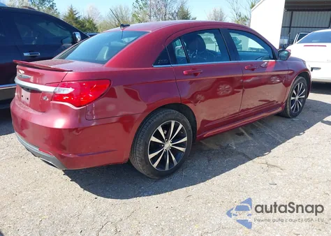 2014 Chrysler 200 Limited z USA, uszkodzony, nr VIN 1C3CCBCG9EN172826
